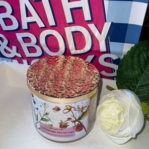 Bath & Body Works. OS. Pink